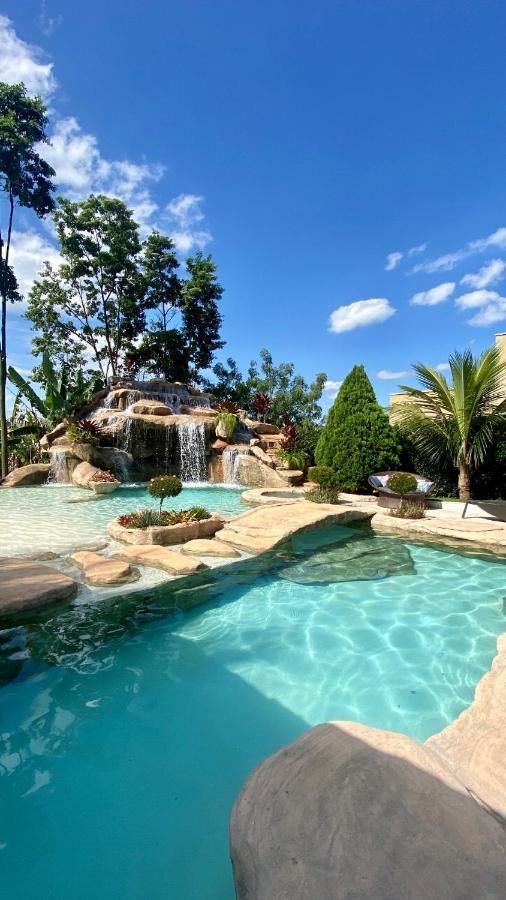 Lara'S Home Suites Капітоліу Екстер'єр фото