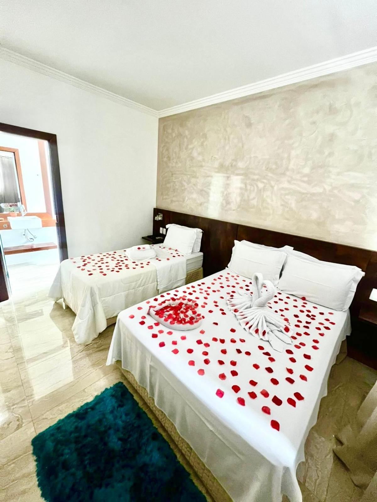 Lara'S Home Suites Капітоліу Екстер'єр фото